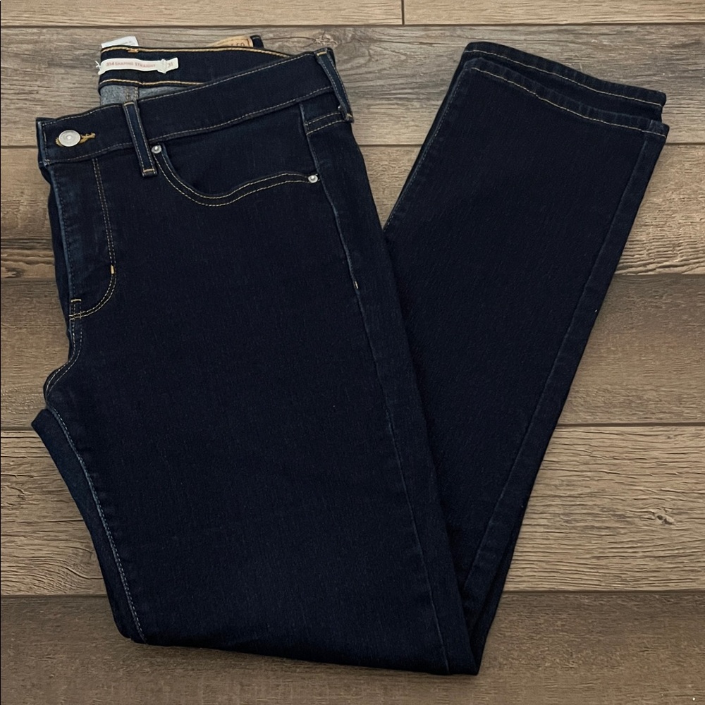 Levi's Women's 314 Shaping Straight Leg Jeans